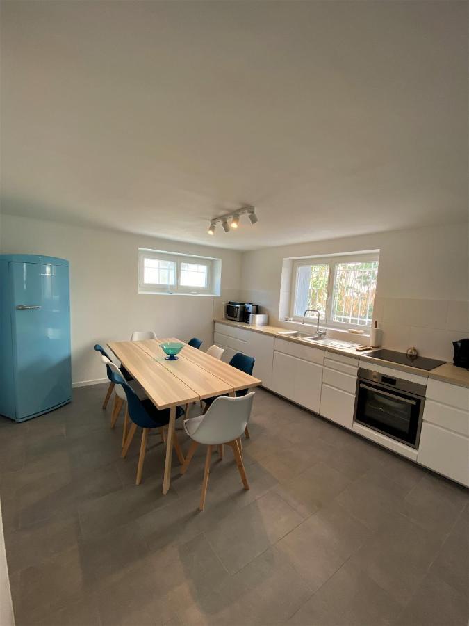 Appartement Rez De Villa Proche Port Et Plages De Sanary Luaran gambar