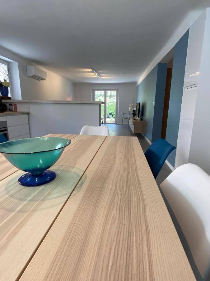 Appartement Rez De Villa Proche Port Et Plages De Sanary Luaran gambar