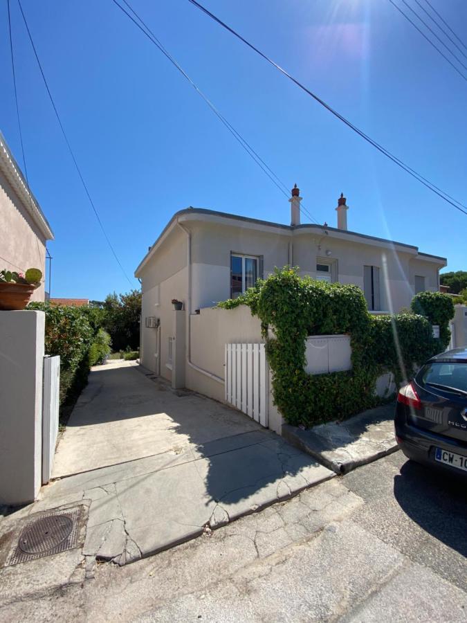 Appartement Rez De Villa Proche Port Et Plages De Sanary Luaran gambar